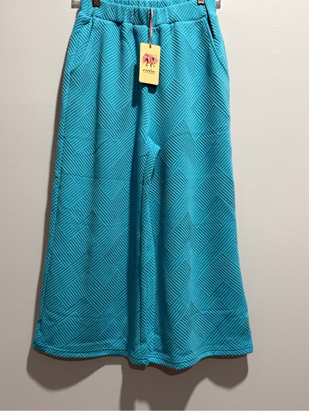 entro Teal Quilted Cropped Wide Leg Pants